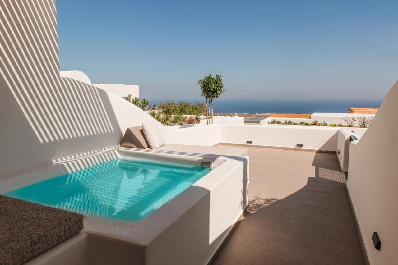North Wind Luxury Suites Oía Exterior foto