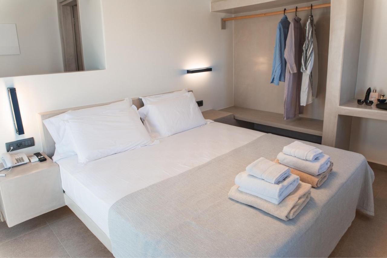 North Wind Luxury Suites Oía Exterior foto