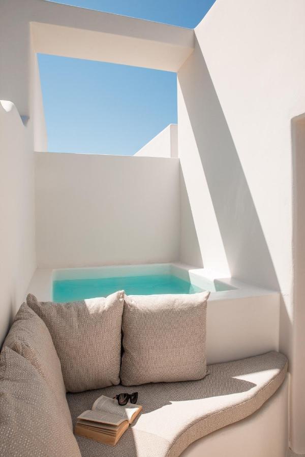 North Wind Luxury Suites Oía Exterior foto