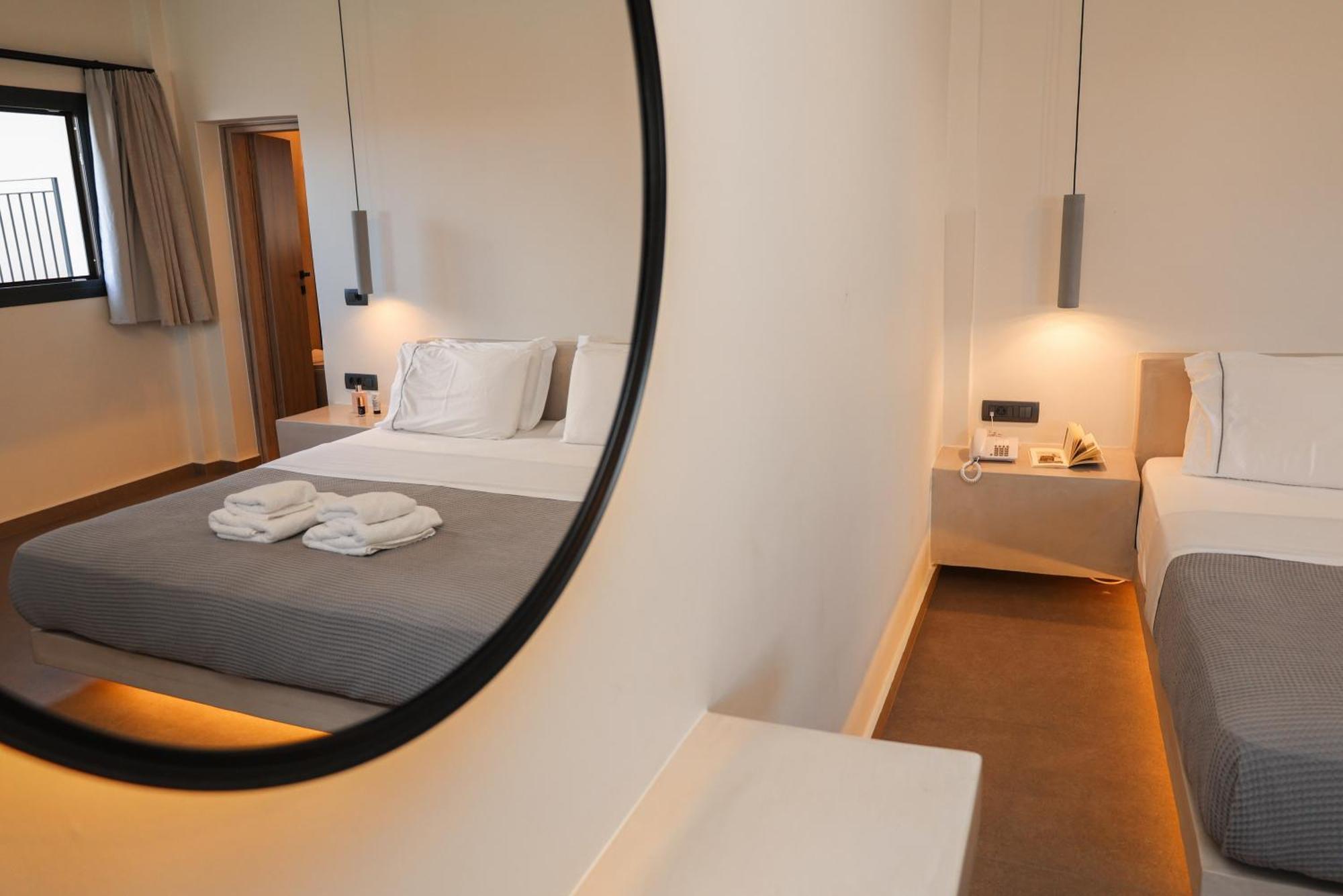North Wind Luxury Suites Oía Exterior foto